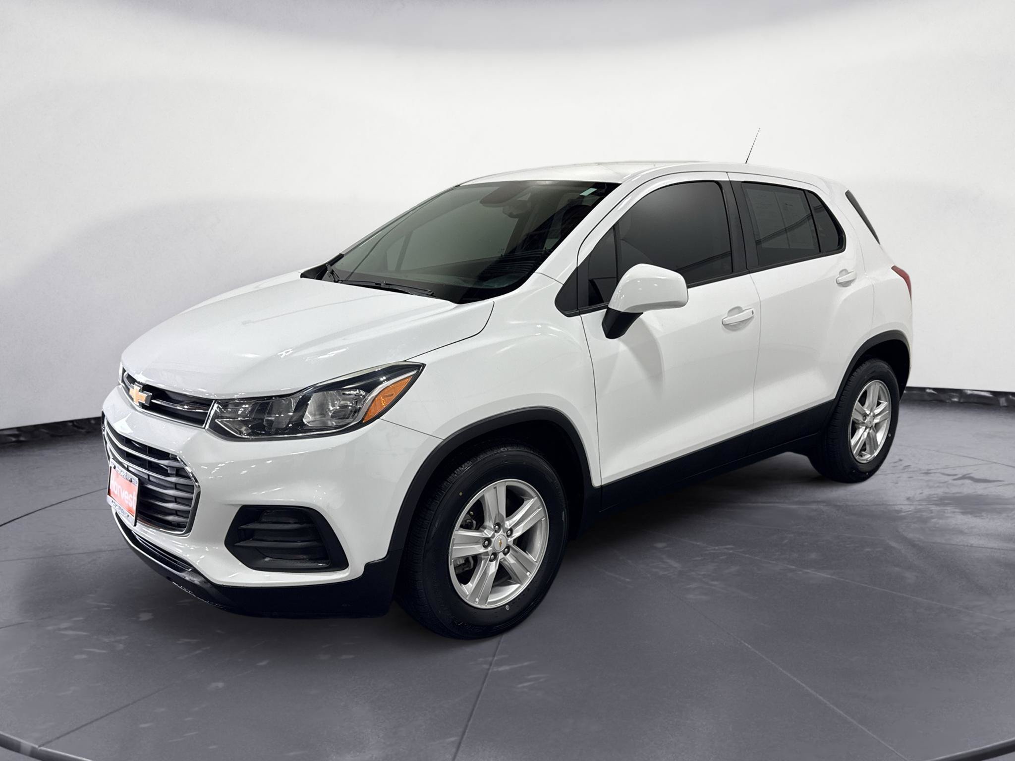 Certified 2020 Chevrolet Trax LS w/ Tint and Cruise Package FWD image 3