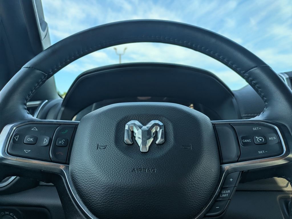 Used 2024 RAM 1500 Laramie image 29