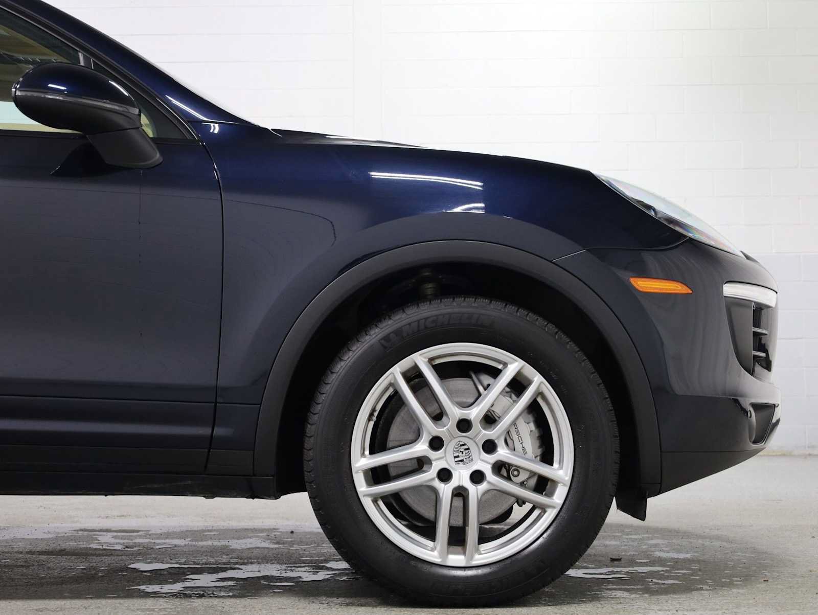 Used 2015 Porsche Cayenne S AWD/4WD image 11