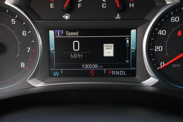 Used 2019 Chevrolet Traverse Premier w/ Driver Confidence II Package FWD image 28