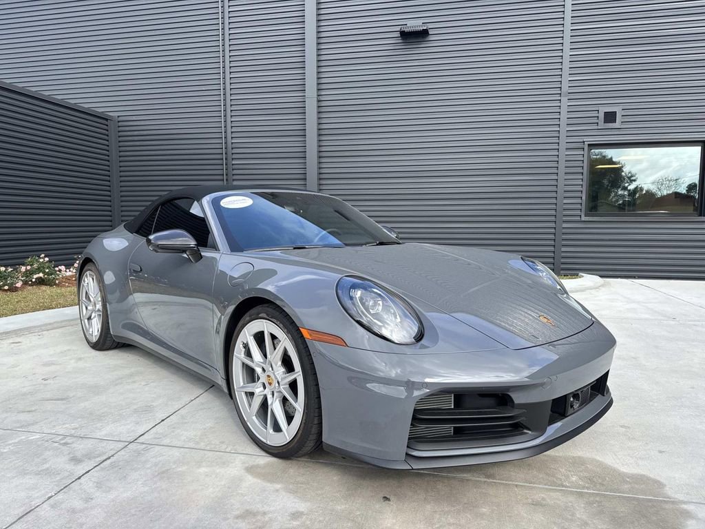 Used 2025 Porsche 911 Carrera image 9