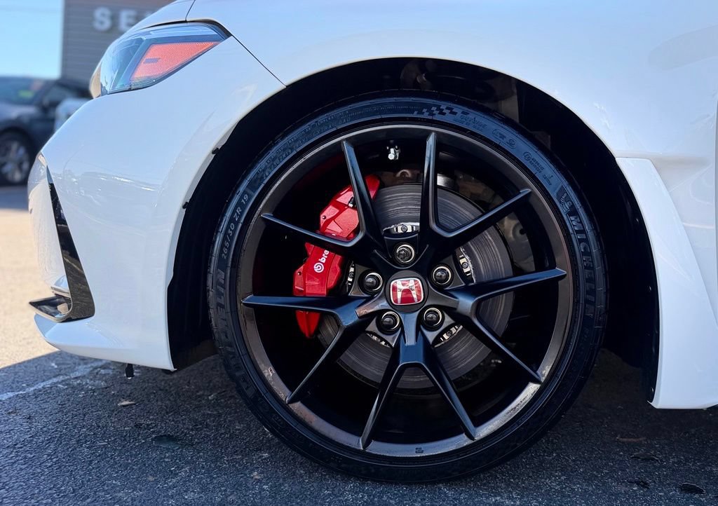 Used 2025 Honda Civic Type R image 3