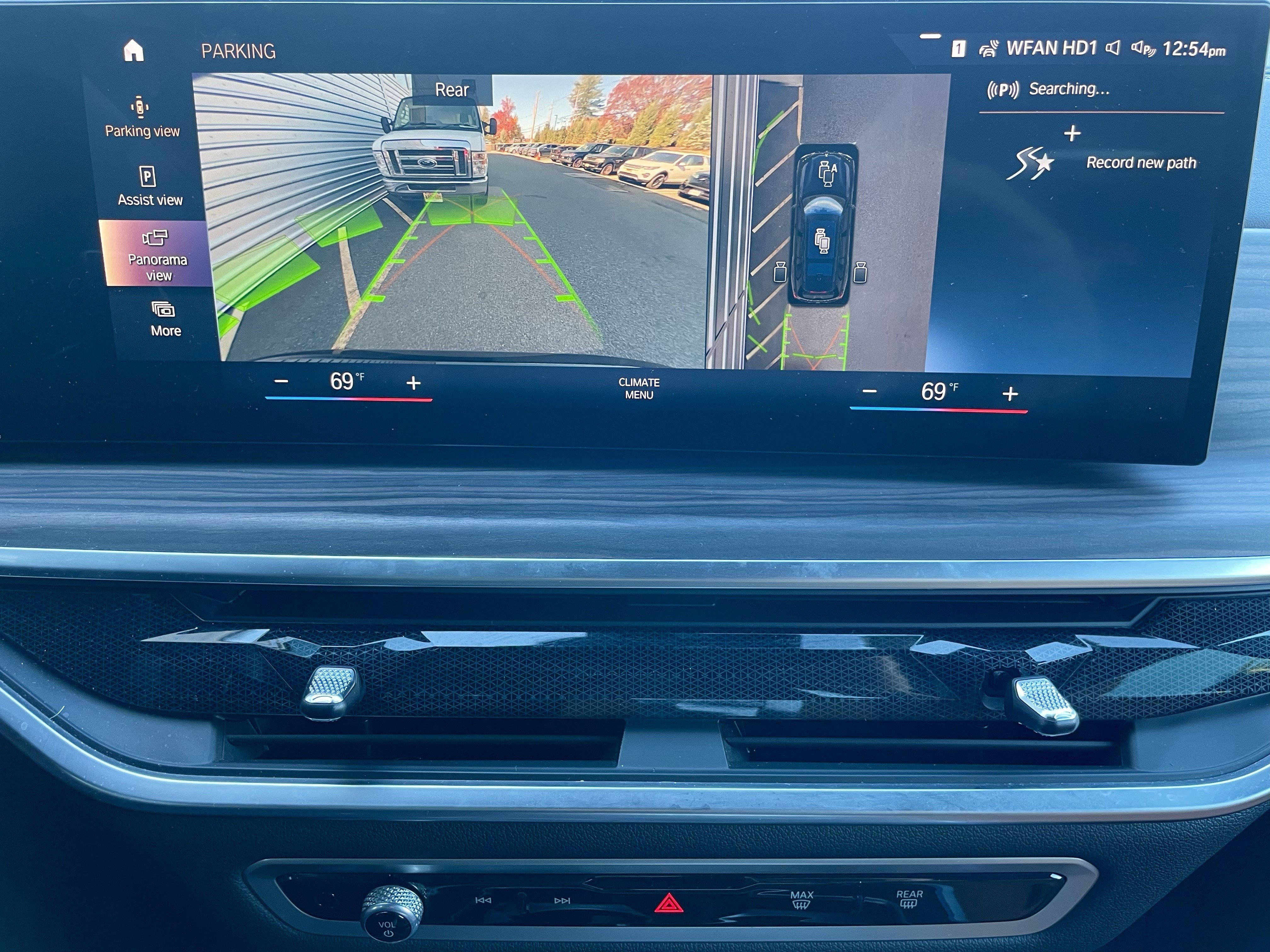 Used 2023 BMW X7 xDrive40i w/ M Sport Package image 28