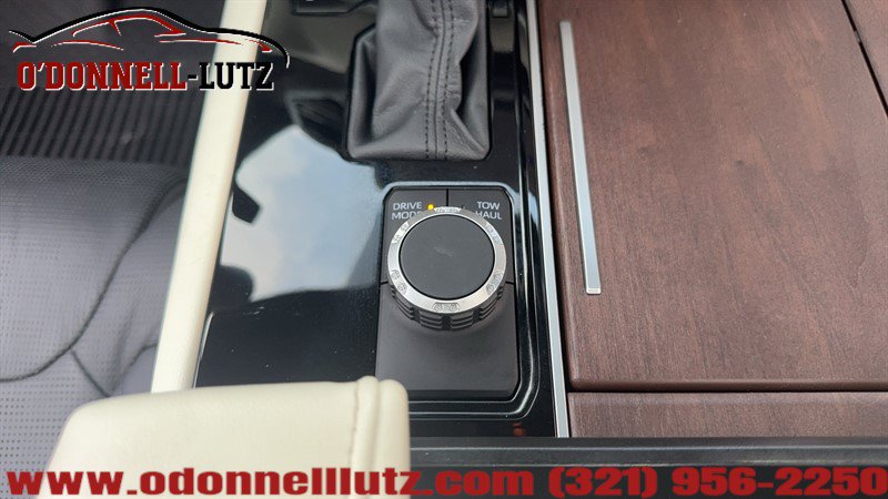 Used 2024 Toyota Sequoia Capstone RWD image 31