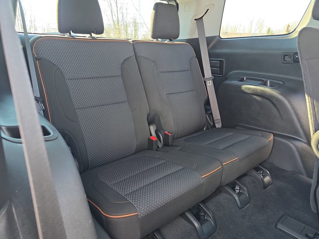 Certified 2023 GMC Acadia AT4 image 12