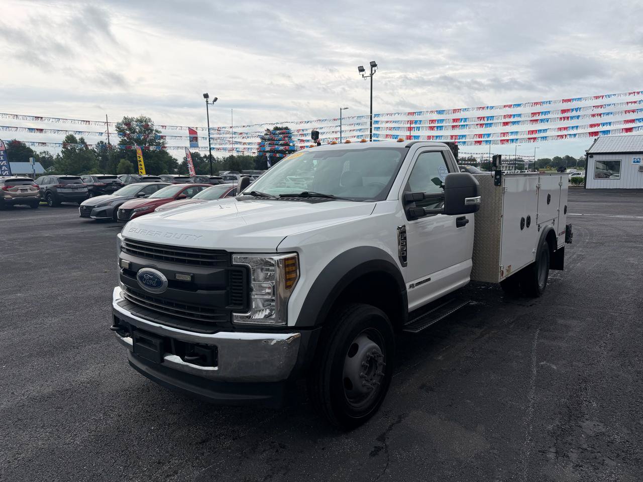 Used 2019 Ford F550 4x4 Regular Cab Super Duty image 8