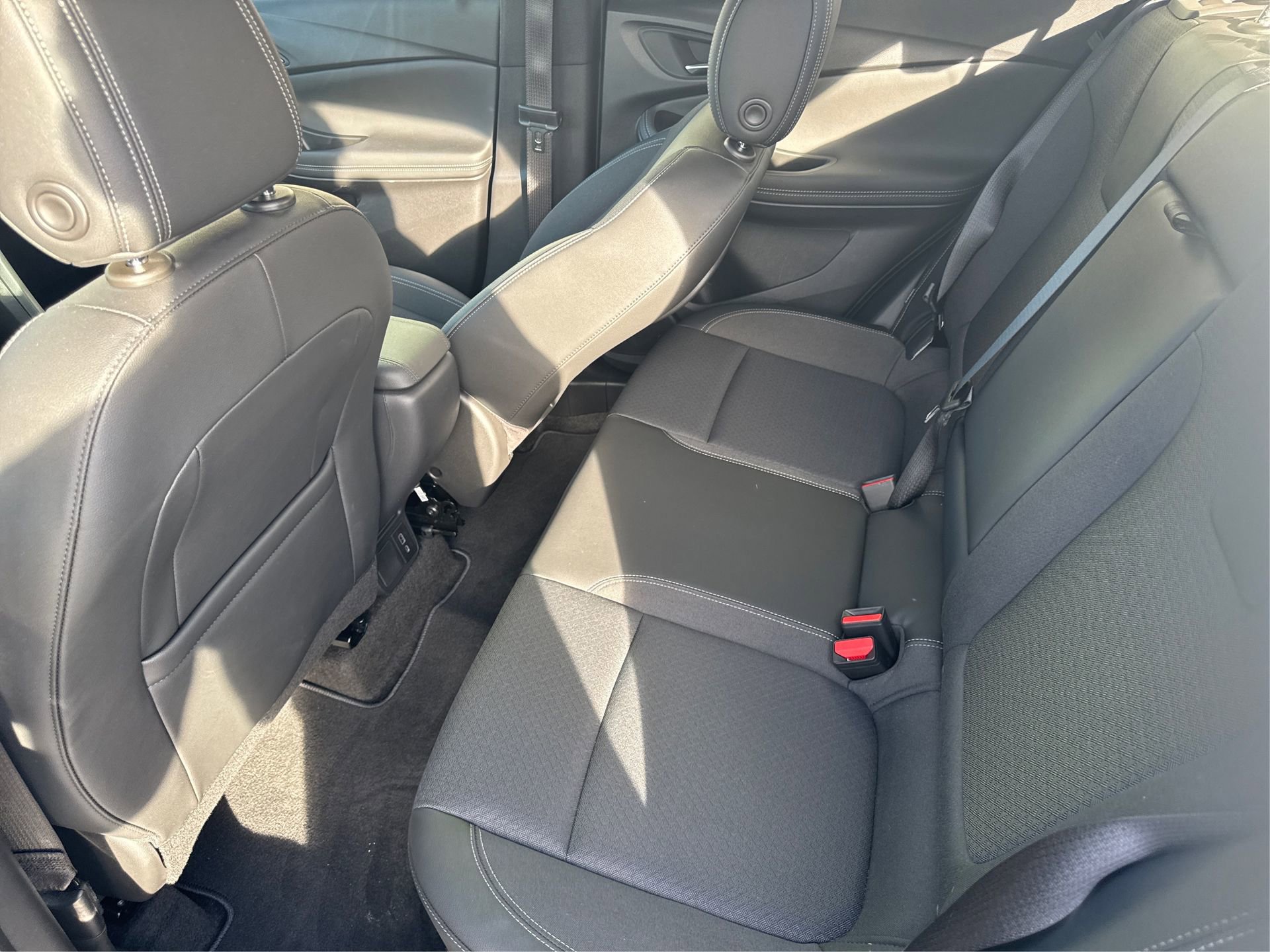 Used 2023 Buick Encore GX Select w/ Sport Touring Package image 12