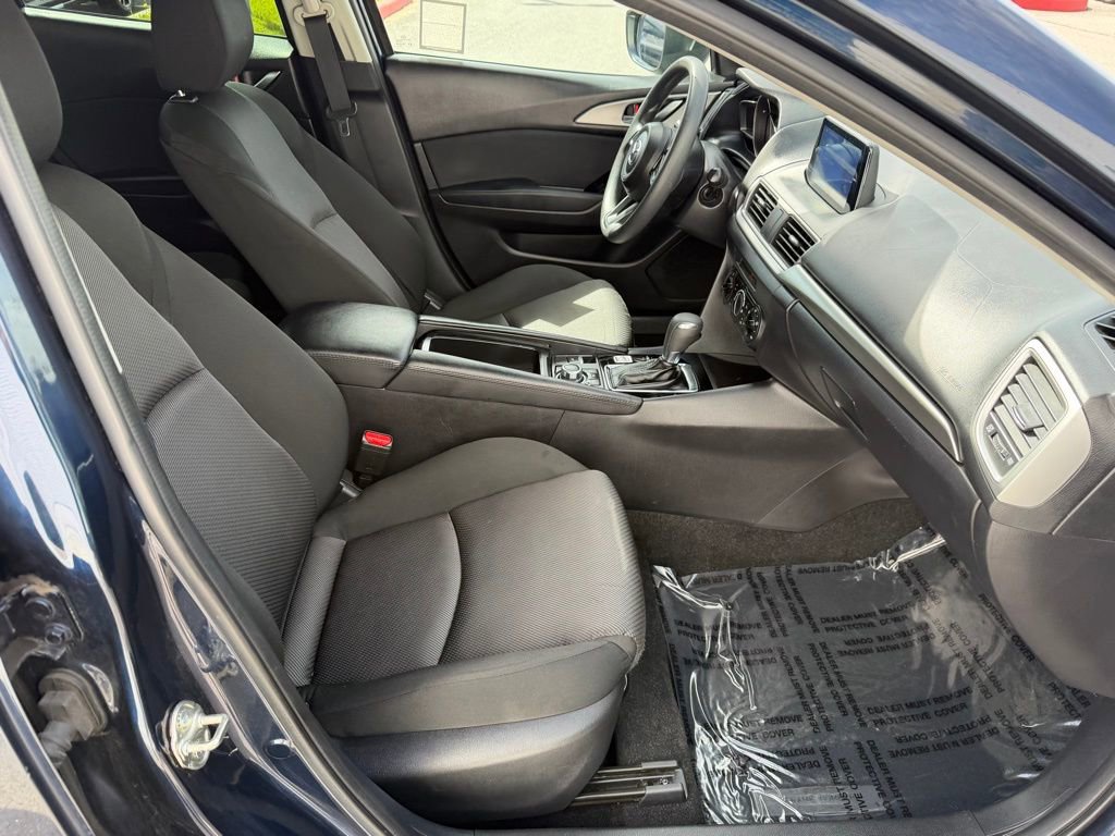 Used 2018 MAZDA MAZDA3 Sport FWD image 20