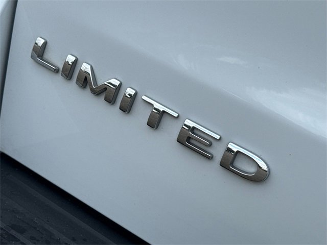 Certified 2024 Ford Expedition Limited image 10