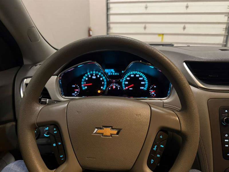 Used 2016 Chevrolet Traverse LS image 13