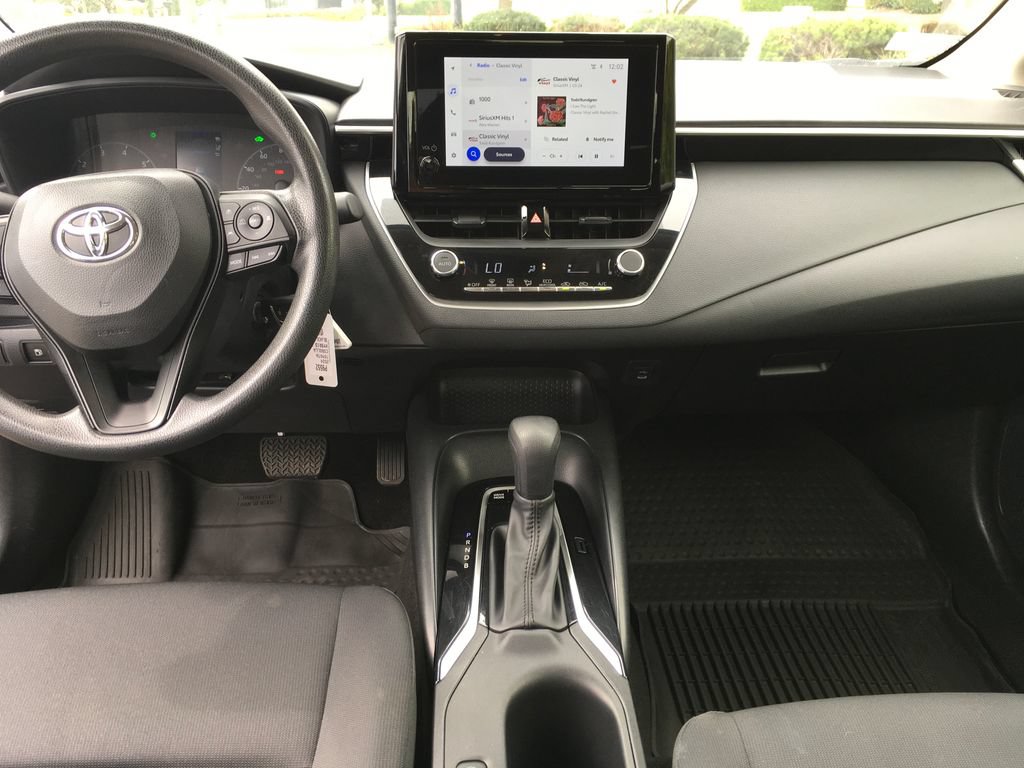 Used 2024 Toyota Corolla LE FWD image 22