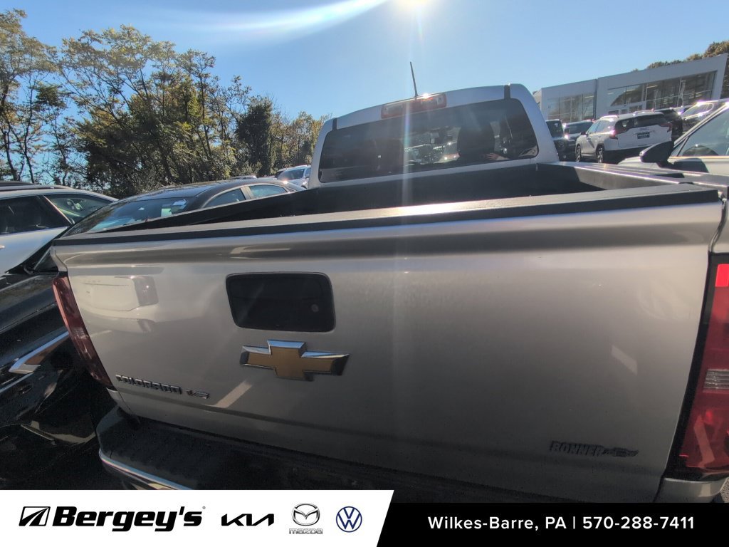 Used 2017 Chevrolet Colorado W/T w/ WT Convenience Package RWD image 11