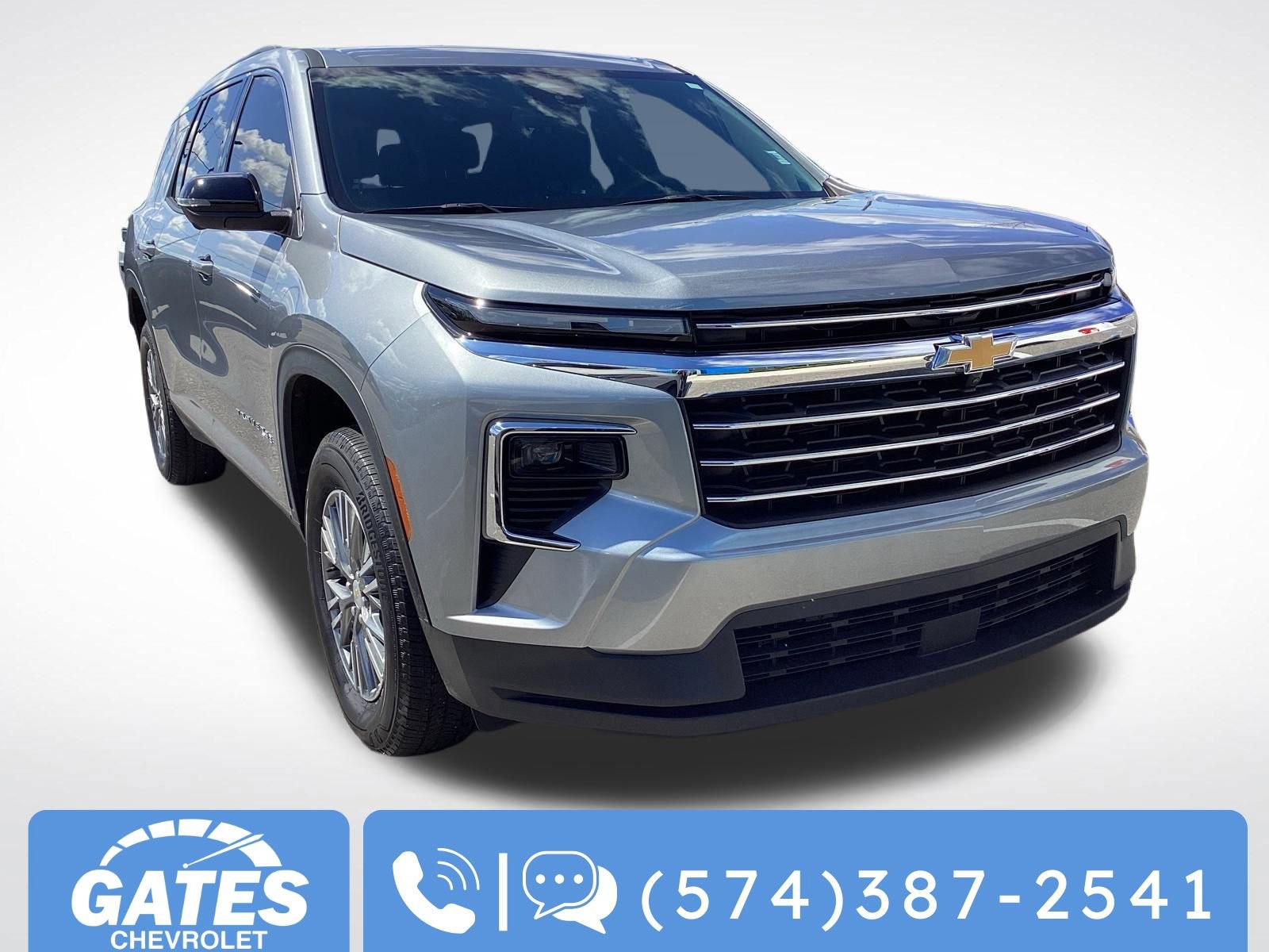 Used 2025 Chevrolet Traverse LT w/ Driver Confidence Package