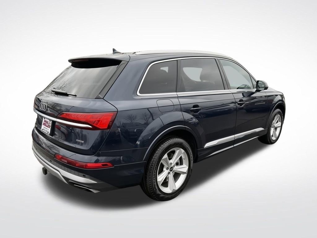 Used 2025 Audi Q7 3.0T Premium image 7