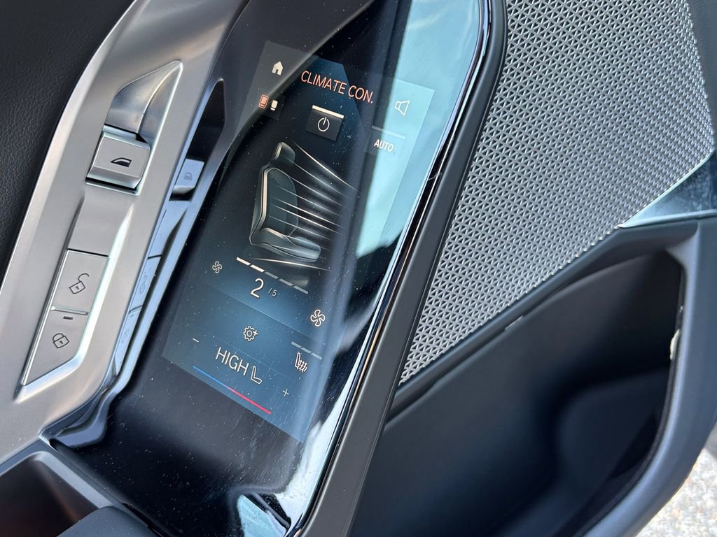 Certified 2023 BMW 760i xDrive image 42