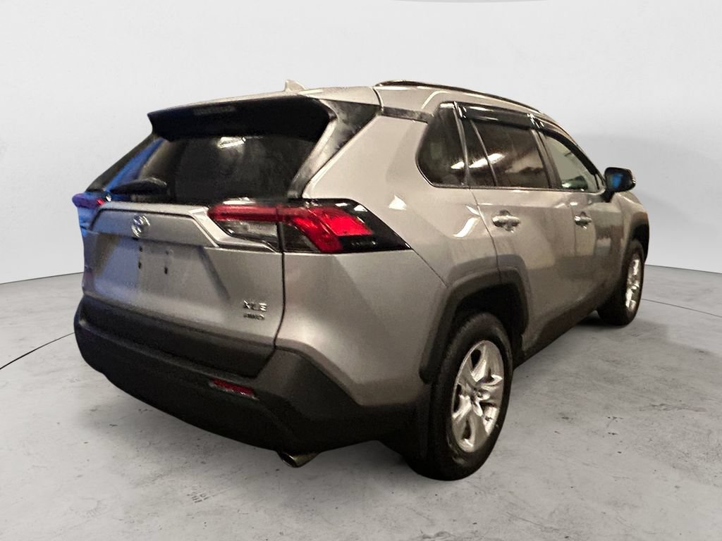 Used 2019 Toyota RAV4 XLE w/ Convenience Package AWD/4WD image 6