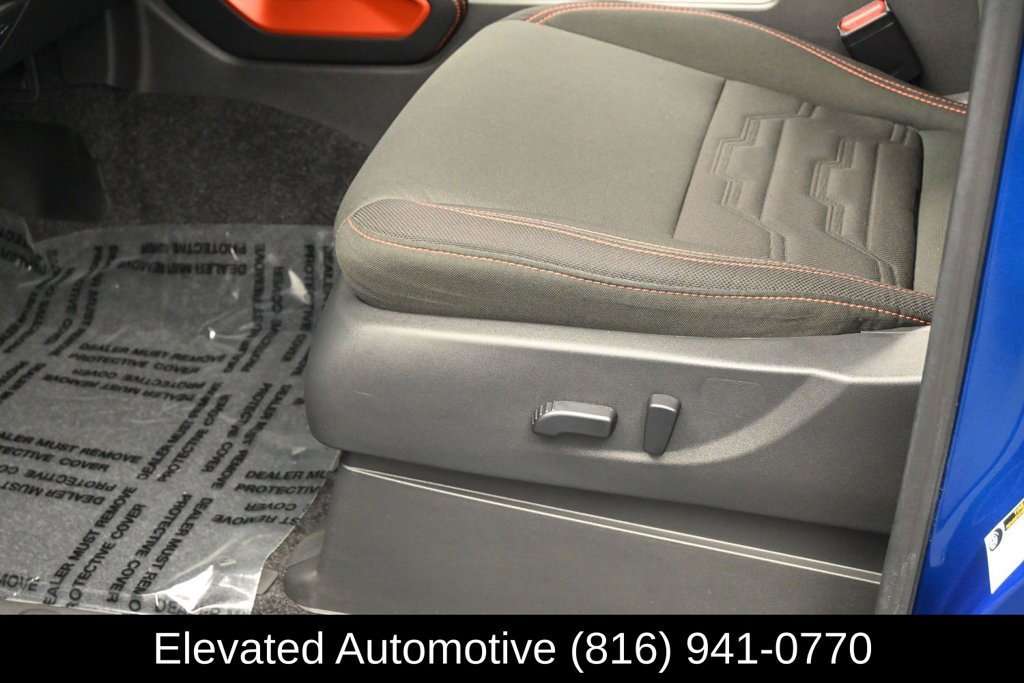 Used 2024 Nissan Frontier PRO-4X w/ Technology Package AWD/4WD image 15