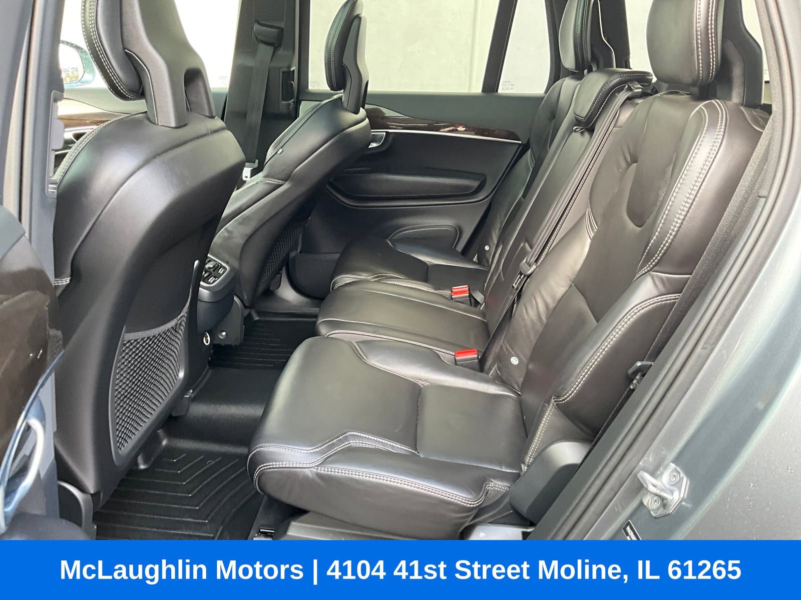 Used 2017 Volvo XC90 T6 Momentum image 10