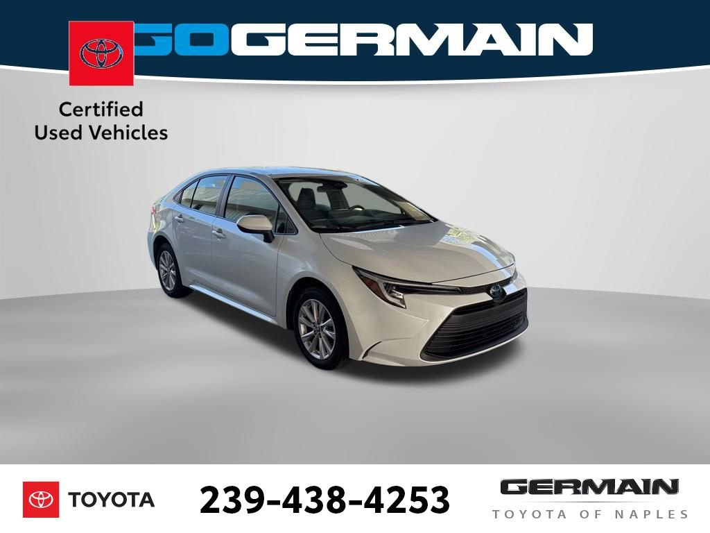 Used 2024 Toyota Corolla LE w/ LE Convenience Package image 9