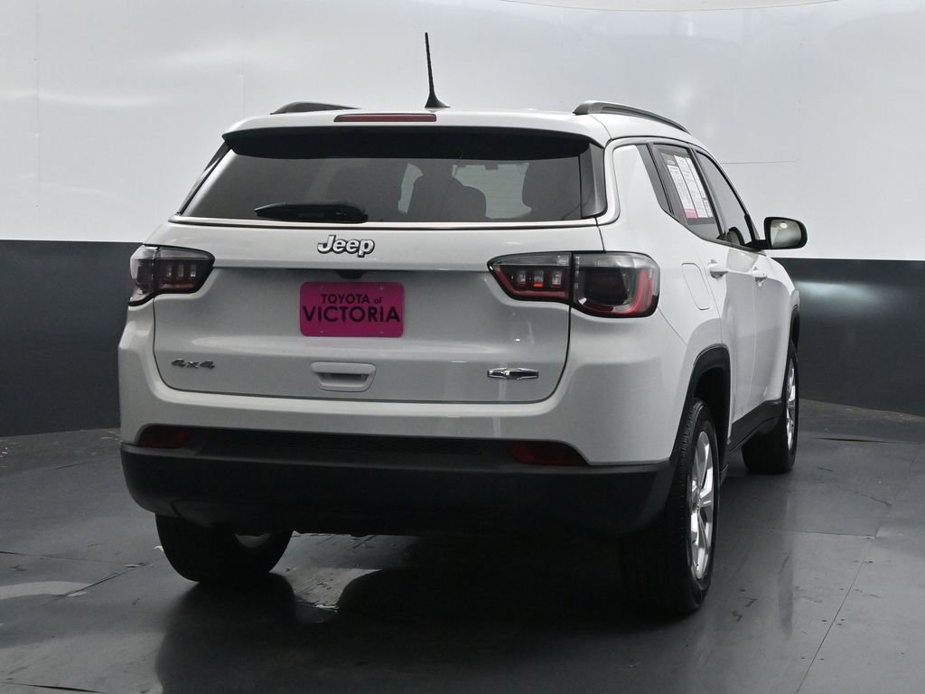 Used 2024 Jeep Compass Latitude image 17