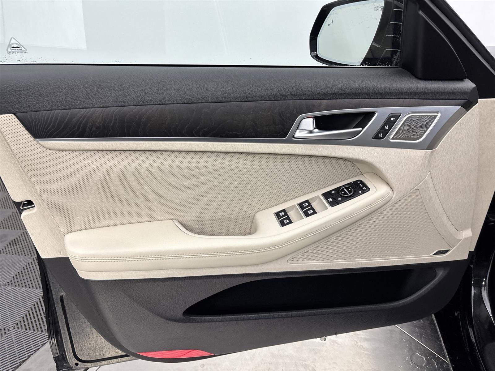 Used 2018 Genesis G80 5.0 Ultimate image 26