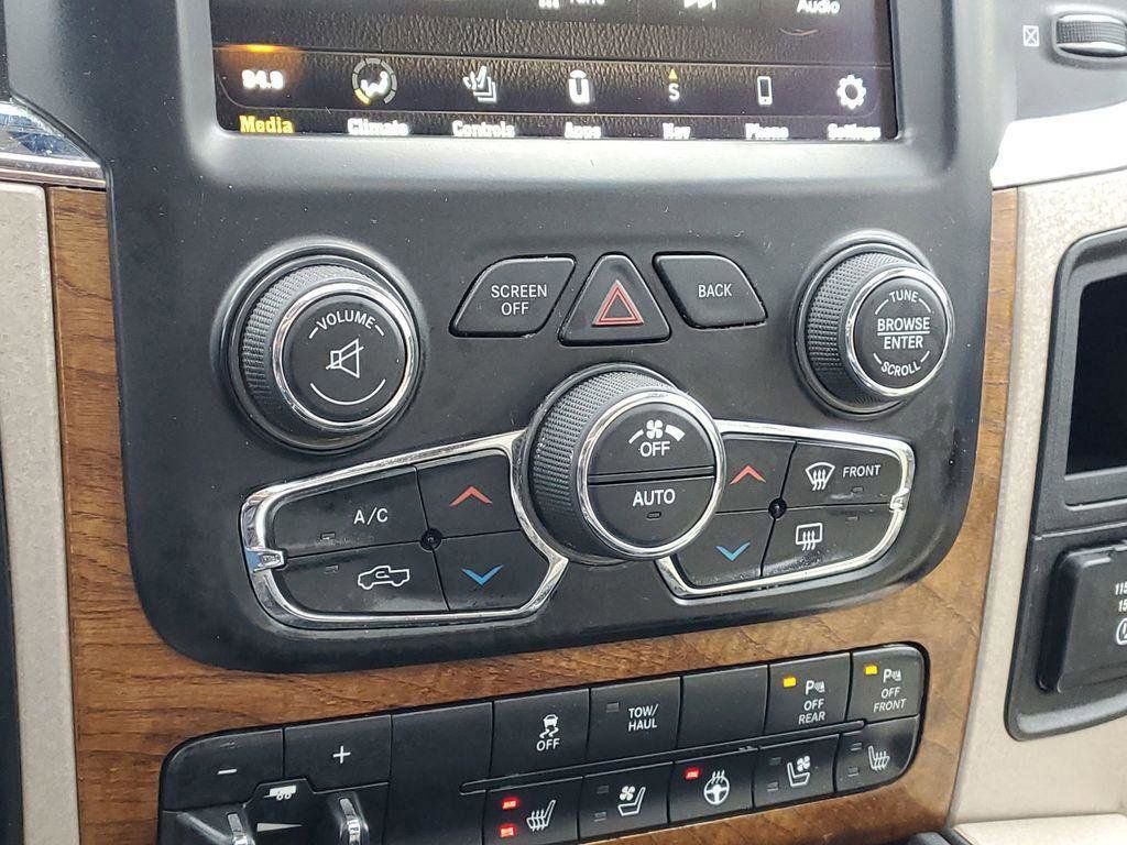 Used 2018 RAM 2500 Longhorn w/ Longhorn Southfork Package image 18