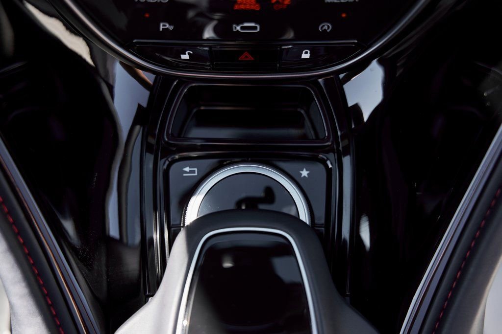 Used 2023 Aston Martin DBS Superleggera Volante RWD image 60