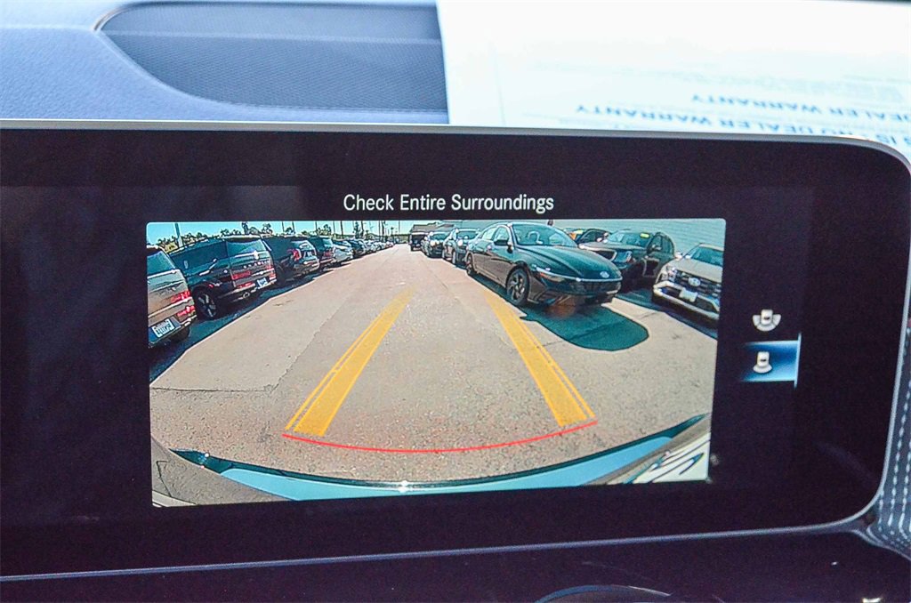 Used 2021 Mercedes-Benz GLB 250 image 25