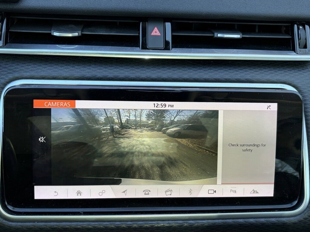 Used 2018 Land Rover Range Rover Velar S image 12