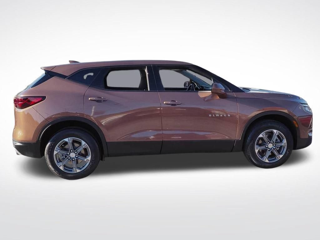 Certified 2023 Chevrolet Blazer LT AWD/4WD image 8