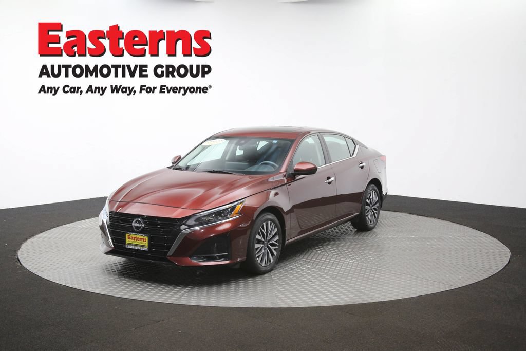 Used 2024 Nissan Altima 2.5 SV w/ SV Premium Package AWD/4WD image 56