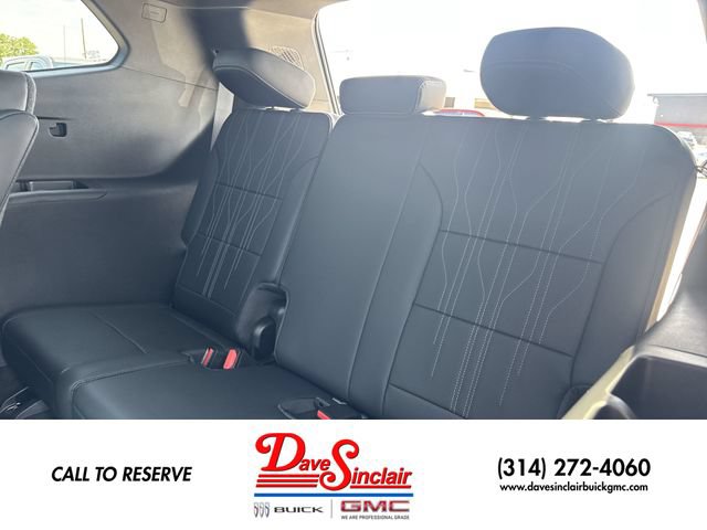 New 2026 Buick Enclave Avenir w/ Super Cruise Package FWD image 24