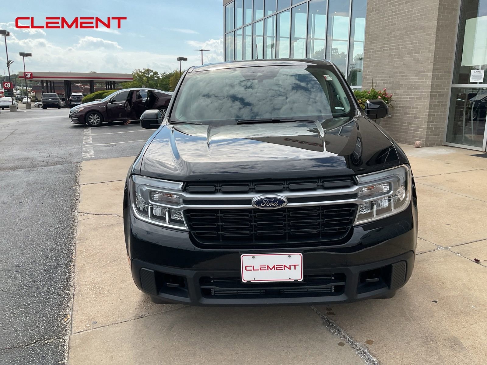 Used 2023 Ford Maverick Lariat w/ Lariat Luxury Package image 3