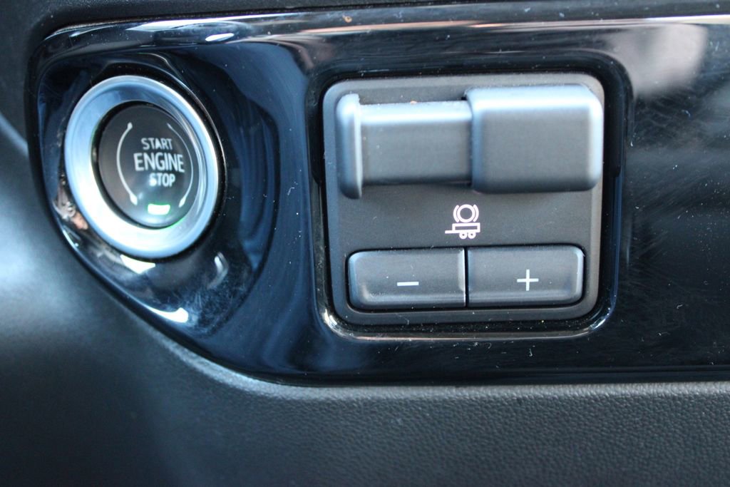 Used 2024 Chevrolet Silverado 2500 LT image 53