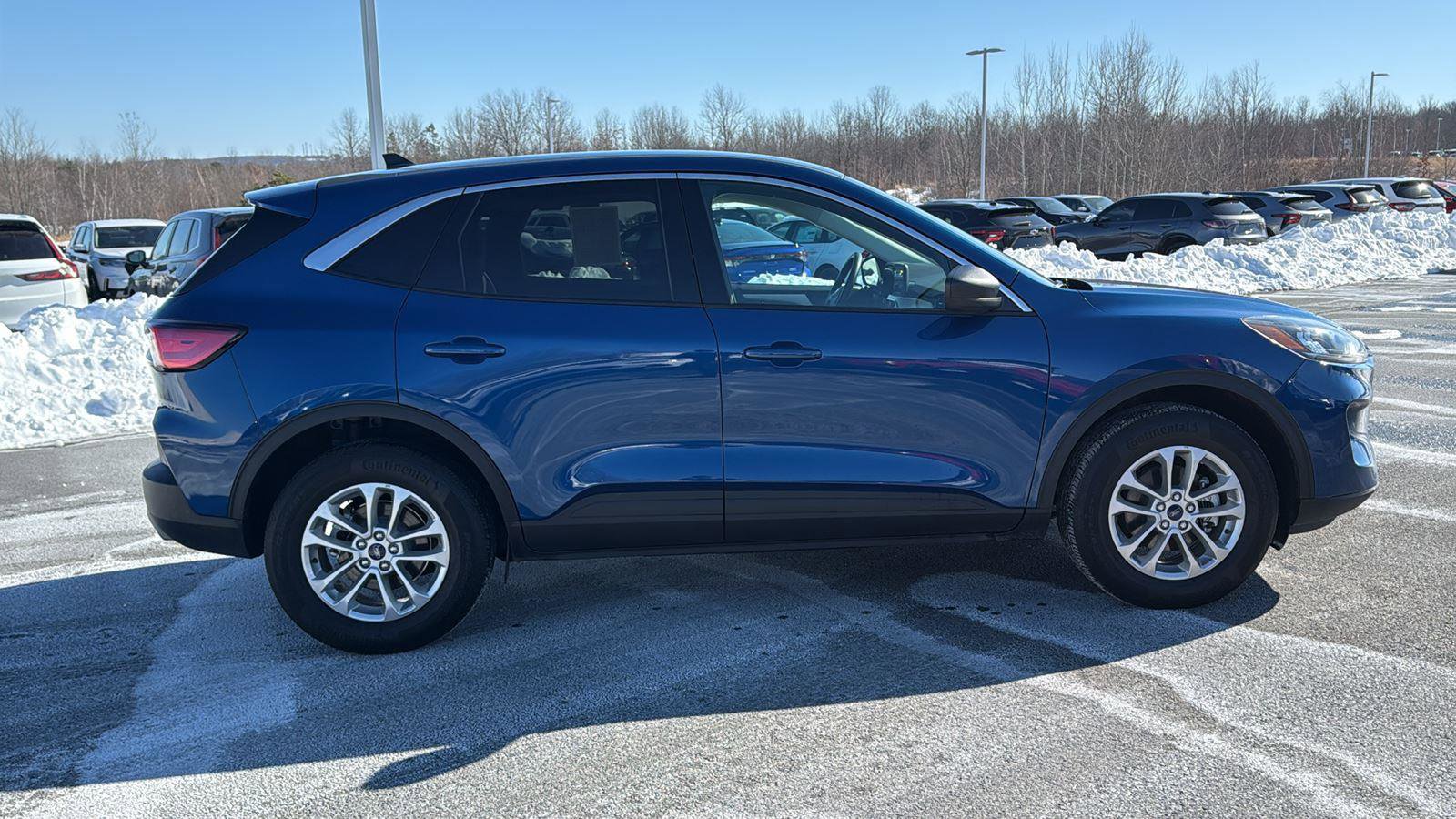 Used 2022 Ford Escape SE image 4