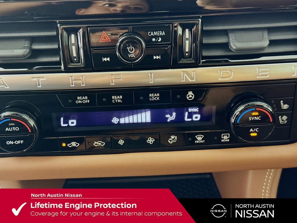 New 2026 Nissan Pathfinder Platinum w/ Cargo Package FWD image 18