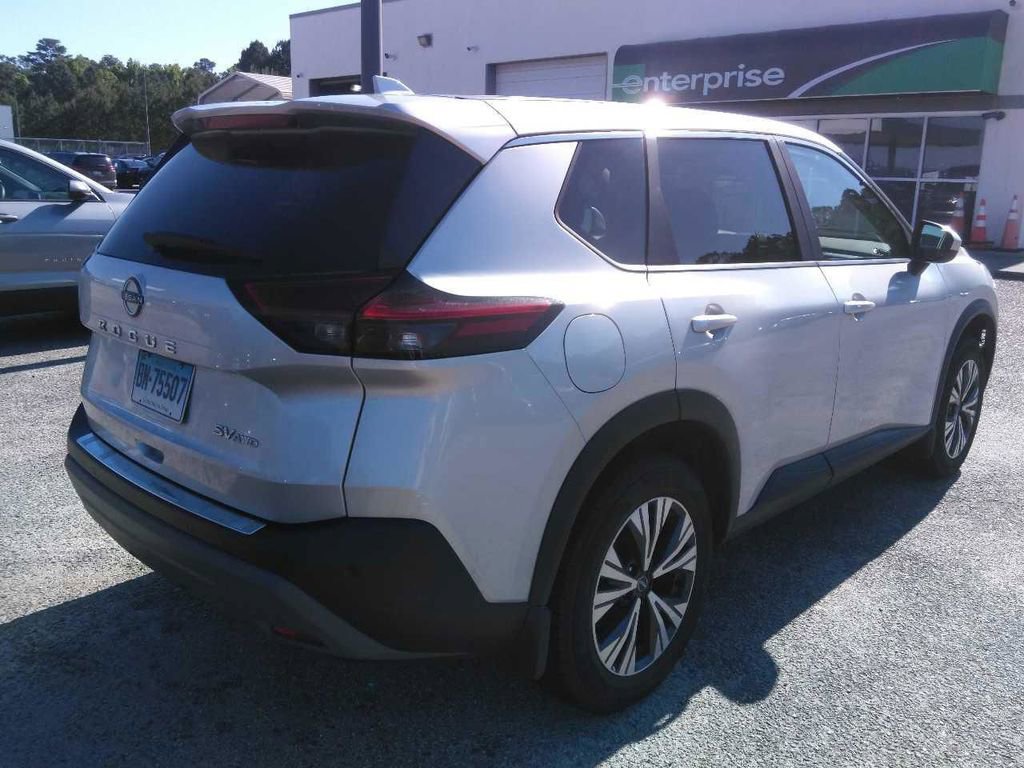 Used 2023 Nissan Rogue SV AWD/4WD image 8