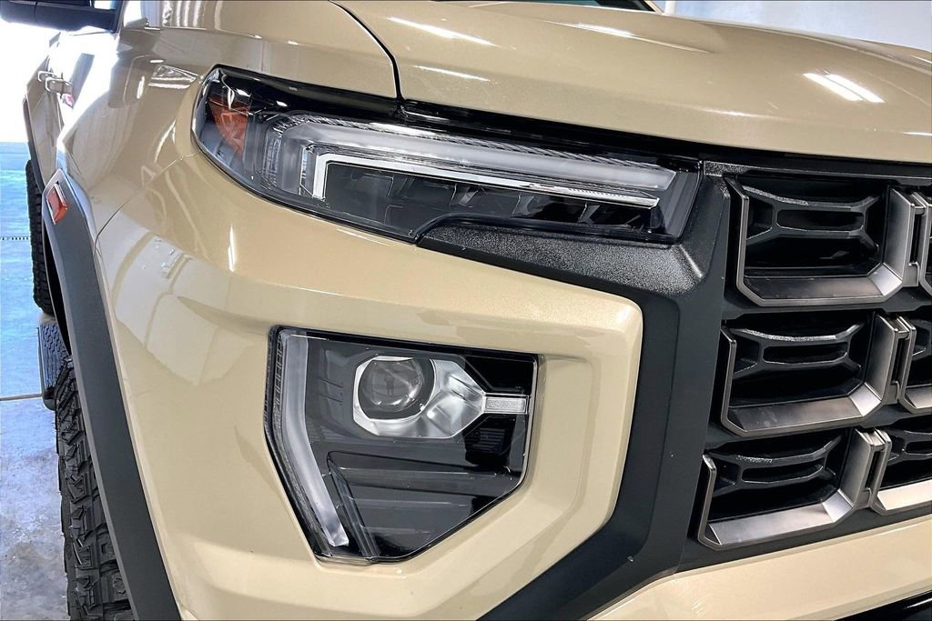 Used 2023 GMC Canyon AT4X image 37