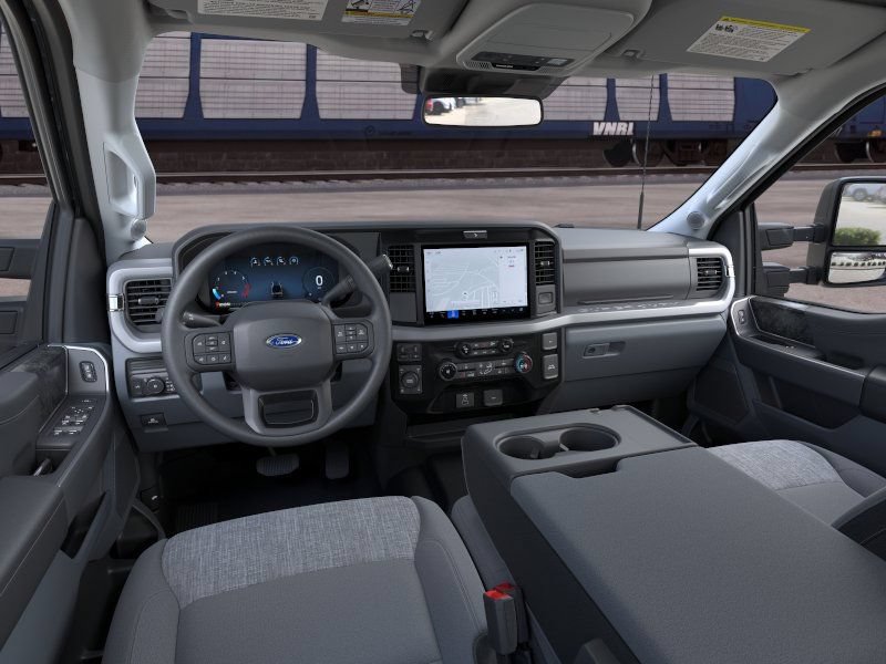 New 2026 Ford F250 XLT w/ XLT Premium Package AWD/4WD image 9