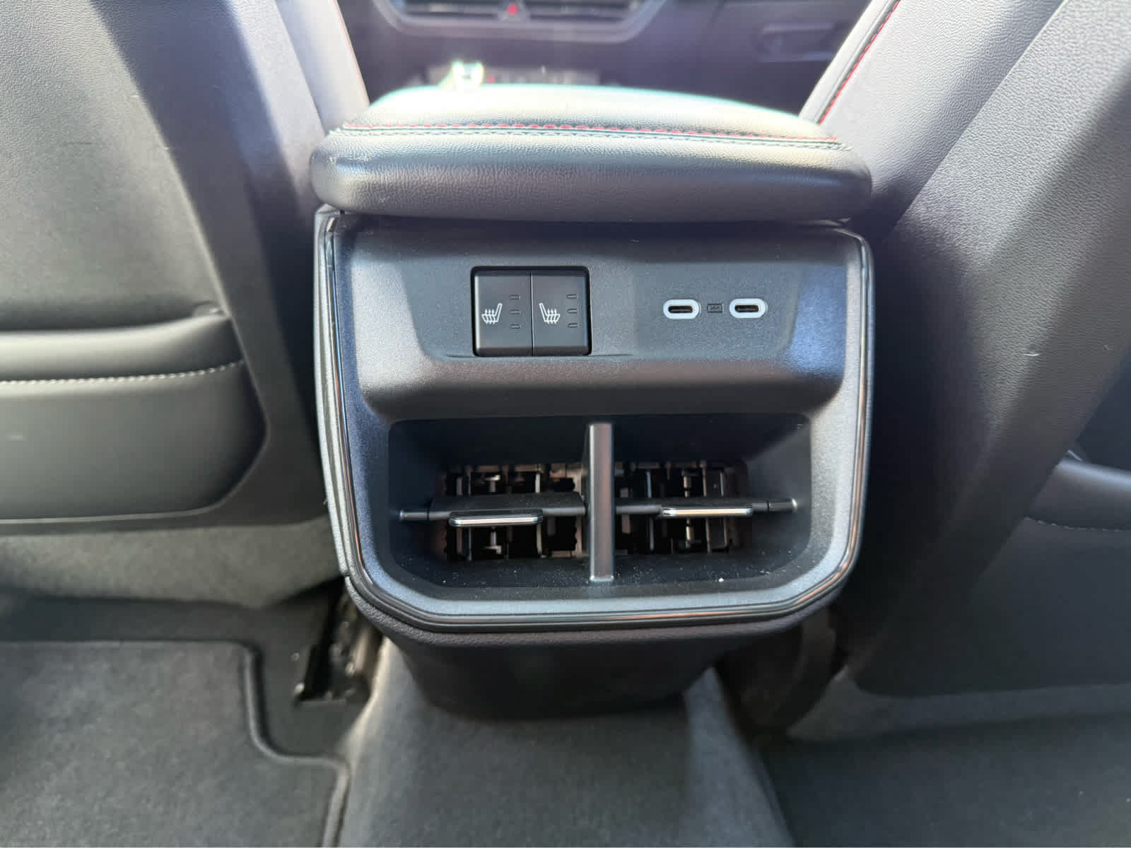 Used 2024 Dodge Charger Daytona Scat Pack w/ Plus Group AWD/4WD image 28