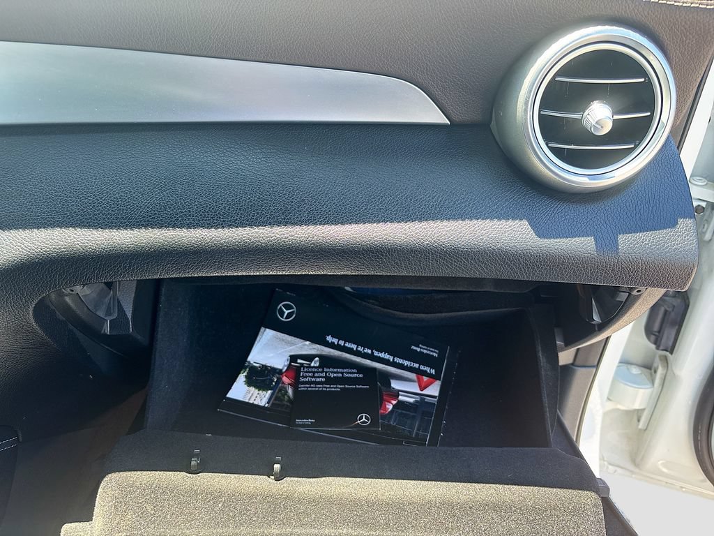 Used 2018 Mercedes-Benz GLC 300 w/ Multimedia Package image 26