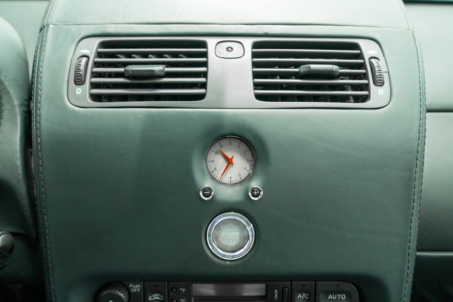 Used 2005 Aston Martin Vanquish S RWD image 27