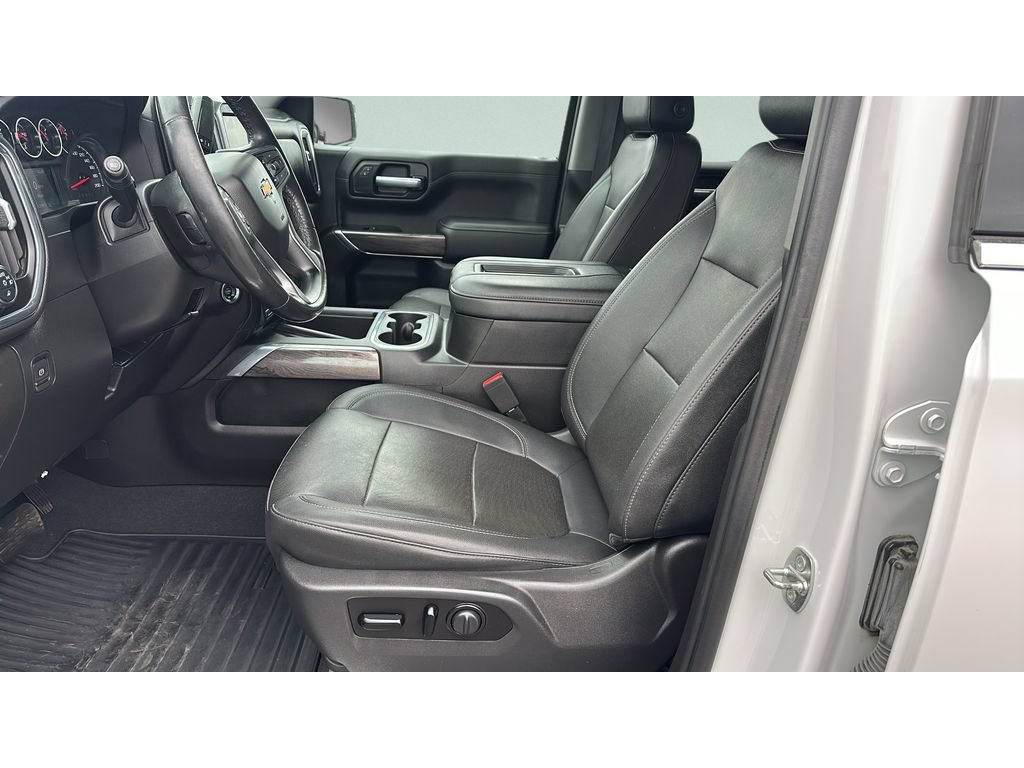 Used 2021 Chevrolet Silverado 1500 LTZ w/ LTZ Premium Package AWD/4WD image 10