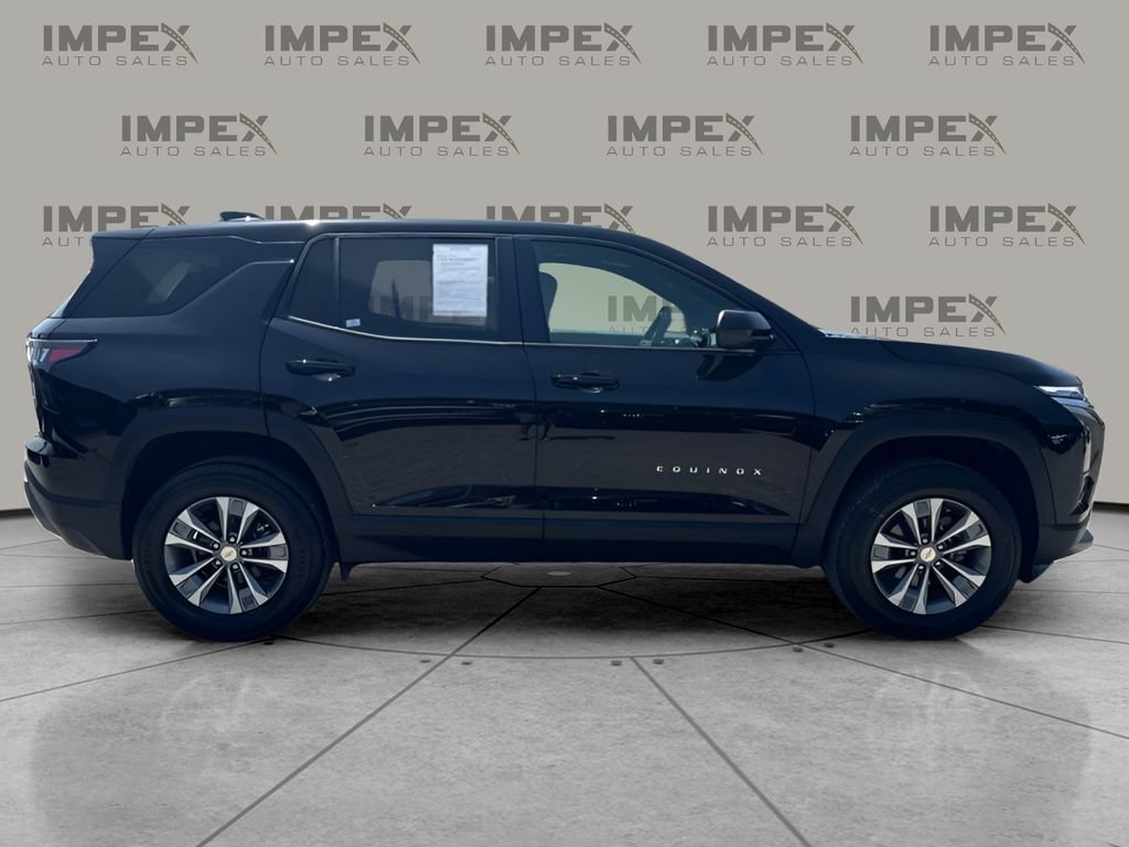Used 2026 Chevrolet Equinox LT FWD image 6