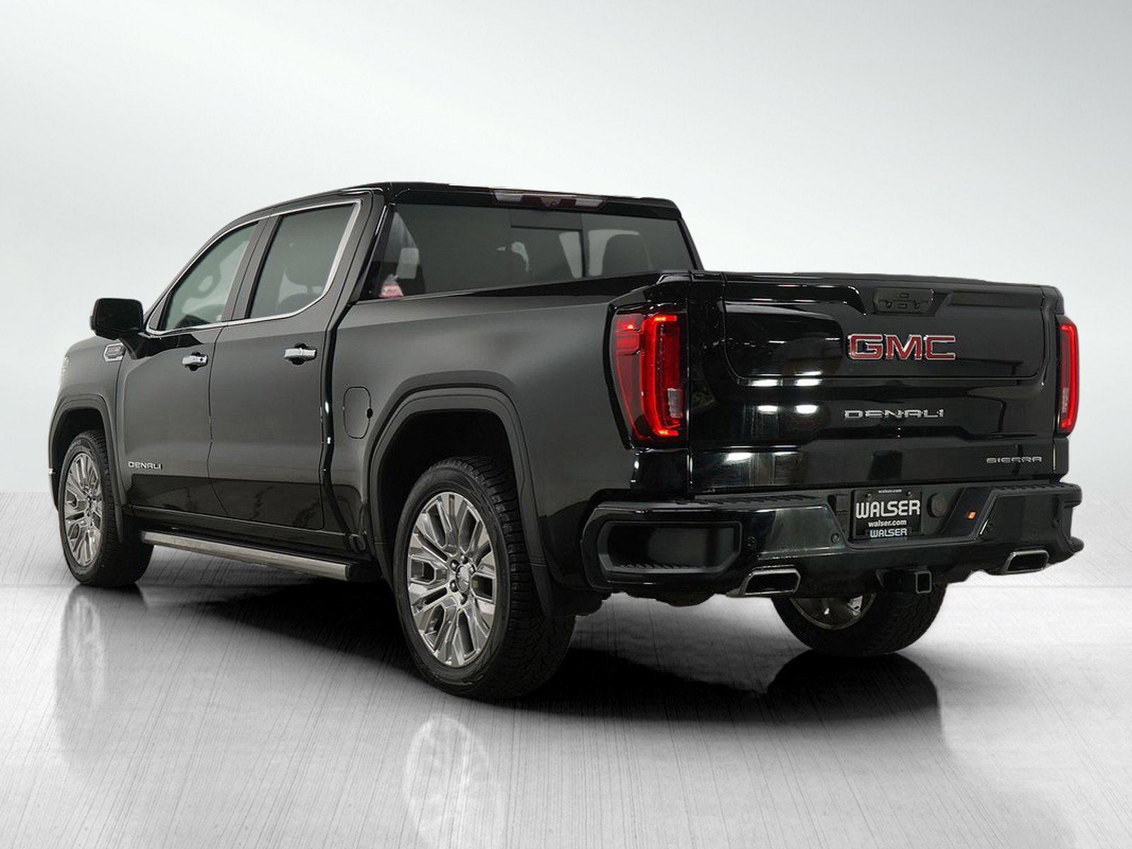 Used 2020 GMC Sierra 1500 Denali w/ Denali Ultimate Package image 3