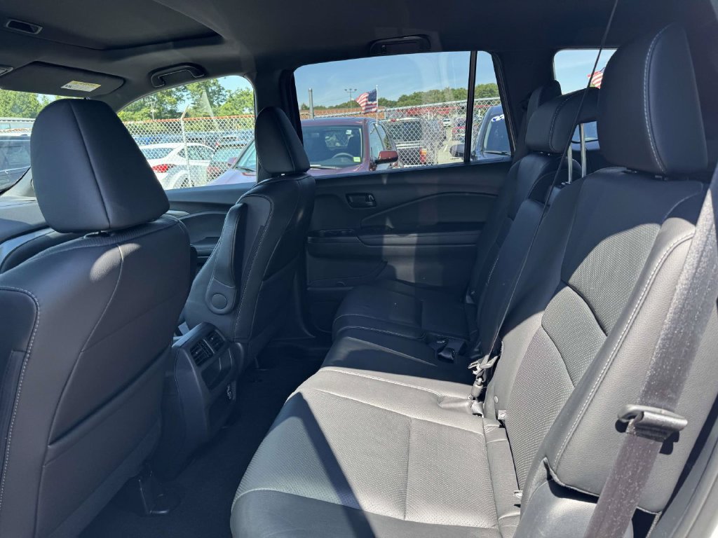 Certified 2023 Honda Passport EX-L image 9