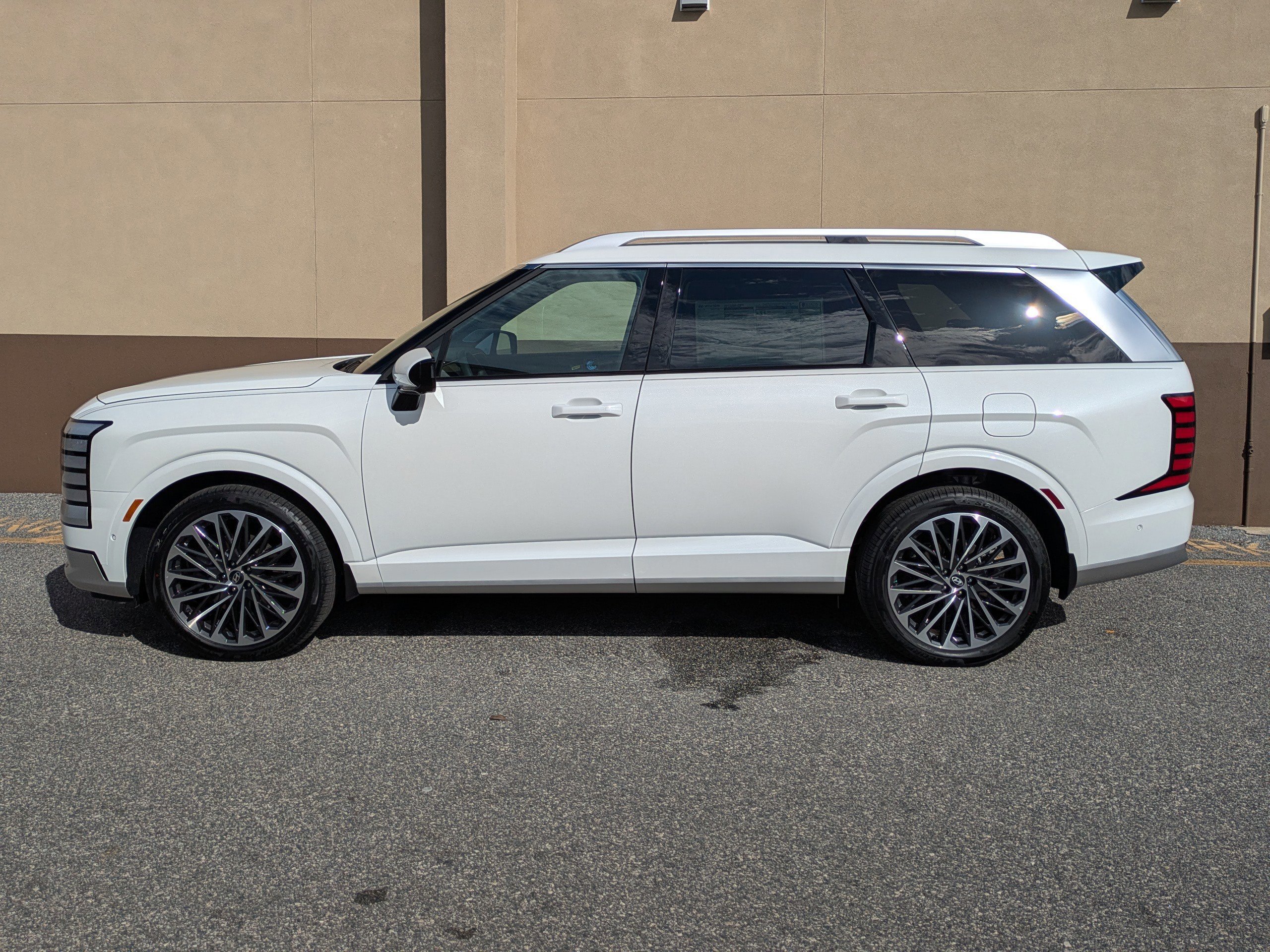 New 2026 Hyundai Palisade Calligraphy image 9