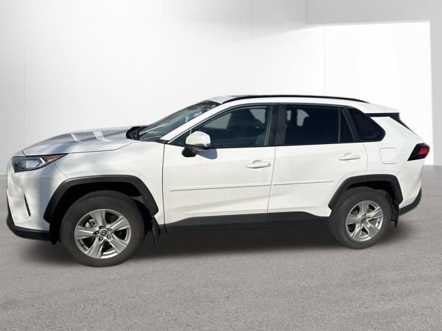 Certified 2021 Toyota RAV4 XLE w/ Convenience Package AWD/4WD image 11