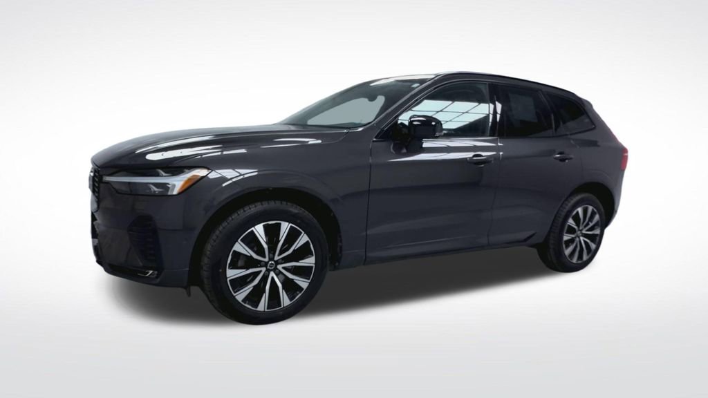 Used 2023 Volvo XC60 B5 Plus w/ Climate Package image 20