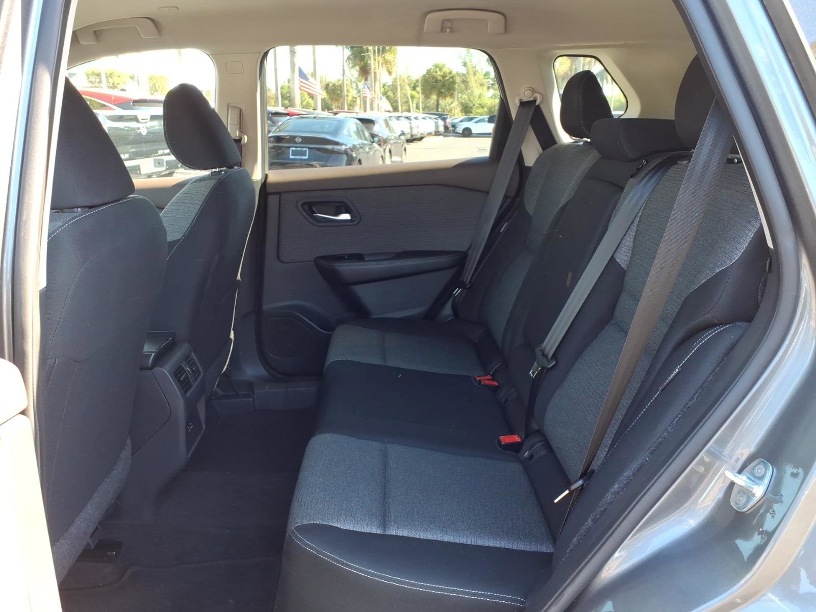 Certified 2023 Nissan Rogue SV image 20